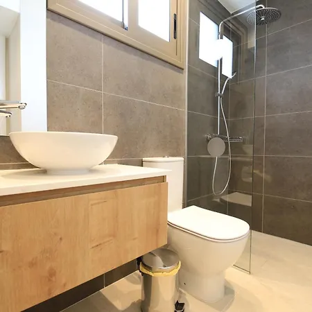 Serenity Waves 27 Vilă